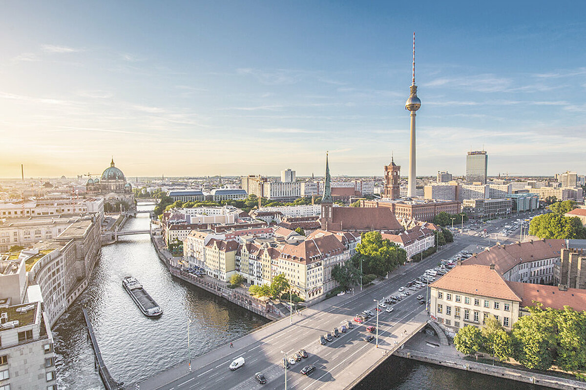 Sie finden uns an sieben Standorten. Deutsche Investment